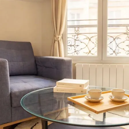 Gare Montparnasse - Premium Family Flat For 5, 2br * Paris