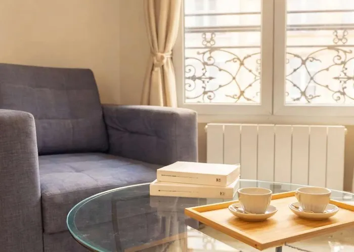 Gare Montparnasse - Premium Family Flat For 5, 2br * Paris